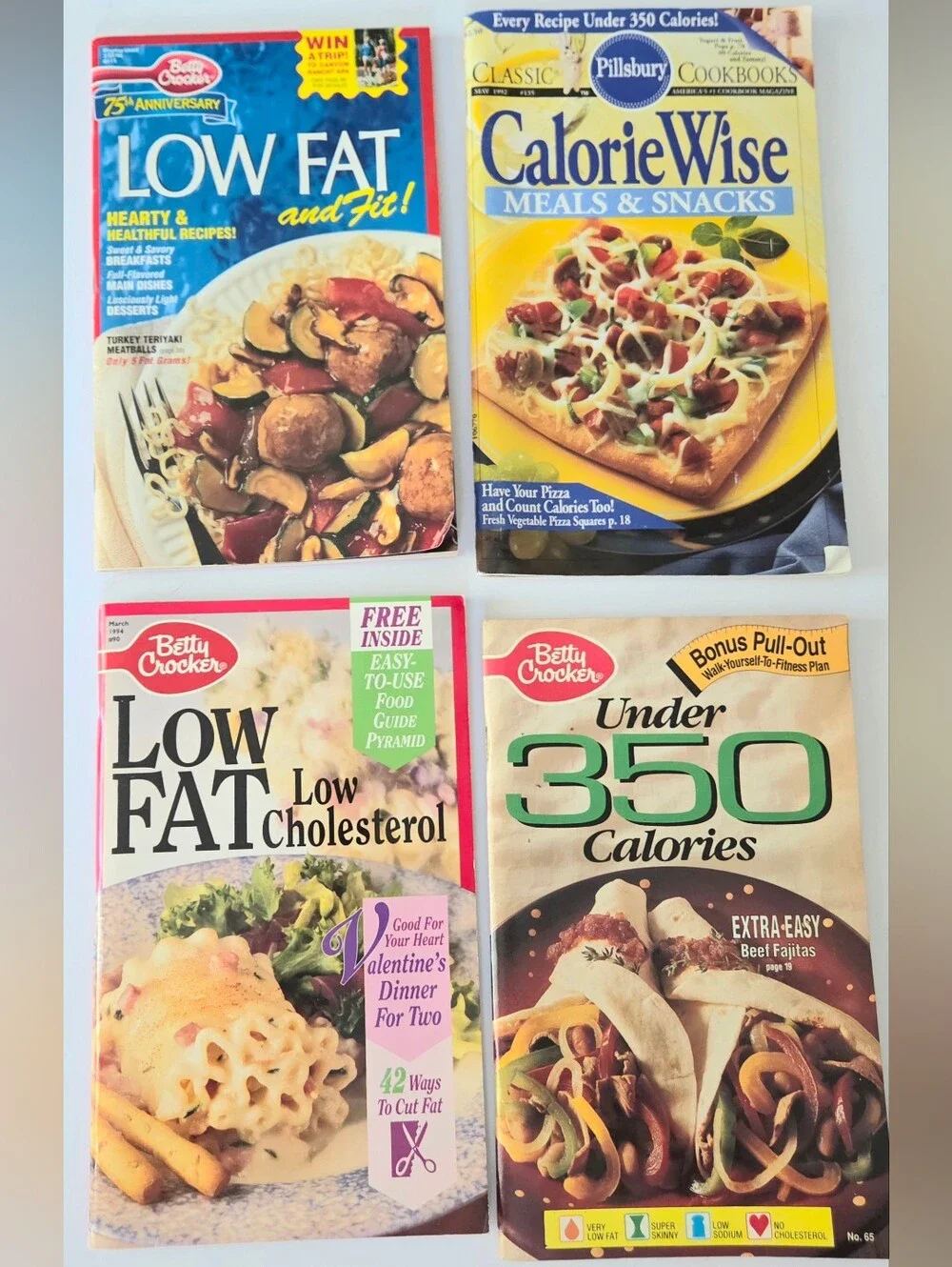 LOT OF 20 LOW FAT, LIGHT AND HEALTHY RECIPE COOKBOOKS BOOKLETS, PILLSBURY & MORE